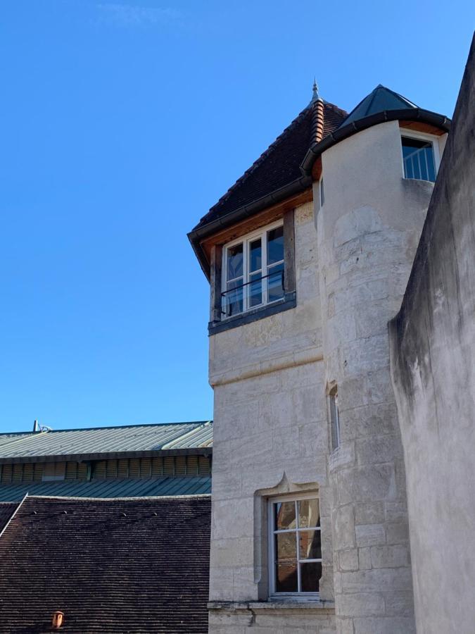Appartement Classe "La Tour" Dole Exterior photo